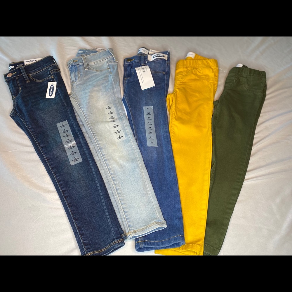 NWT- 5T Bottoms